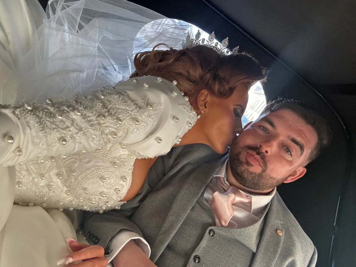 Wedding dress - Image 4