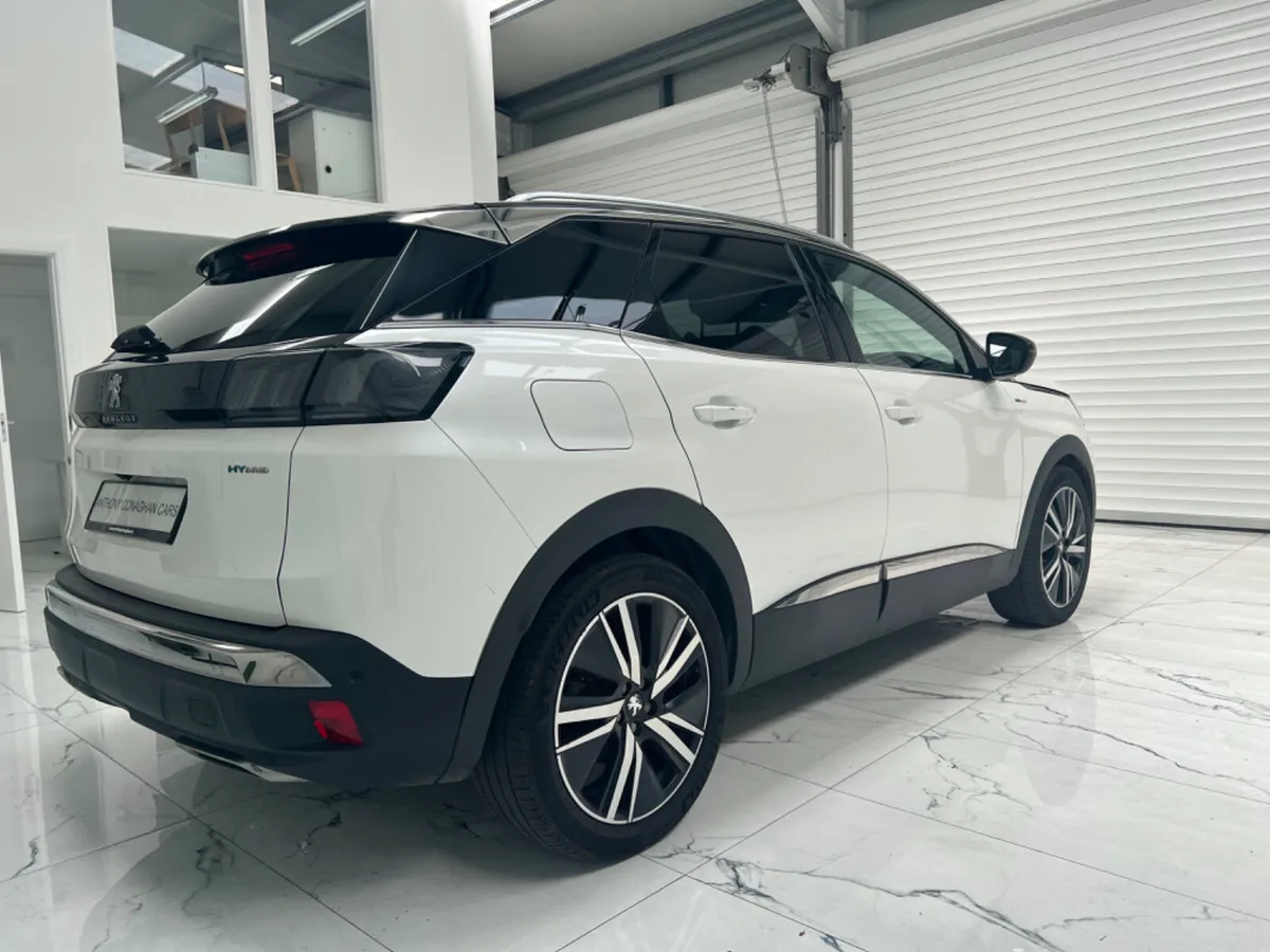 Peugeot 3008 2022 1.6 phev - Image 4