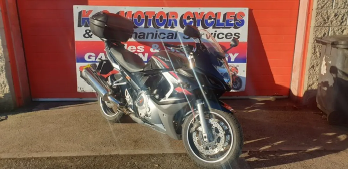 Suzuki gsf 650 - Image 2