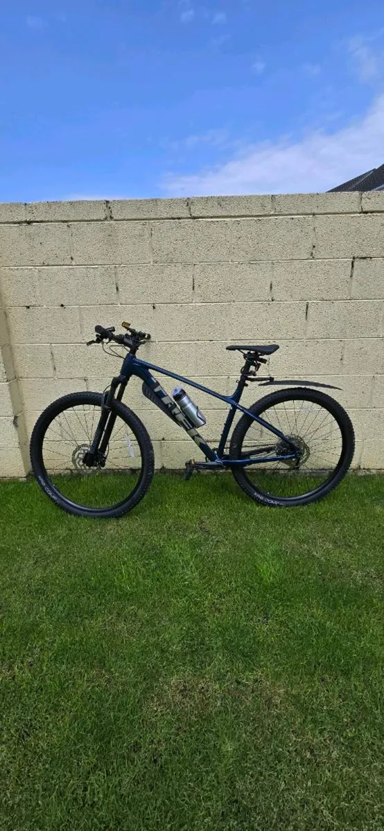 Trek XCaliber 7 - Image 1