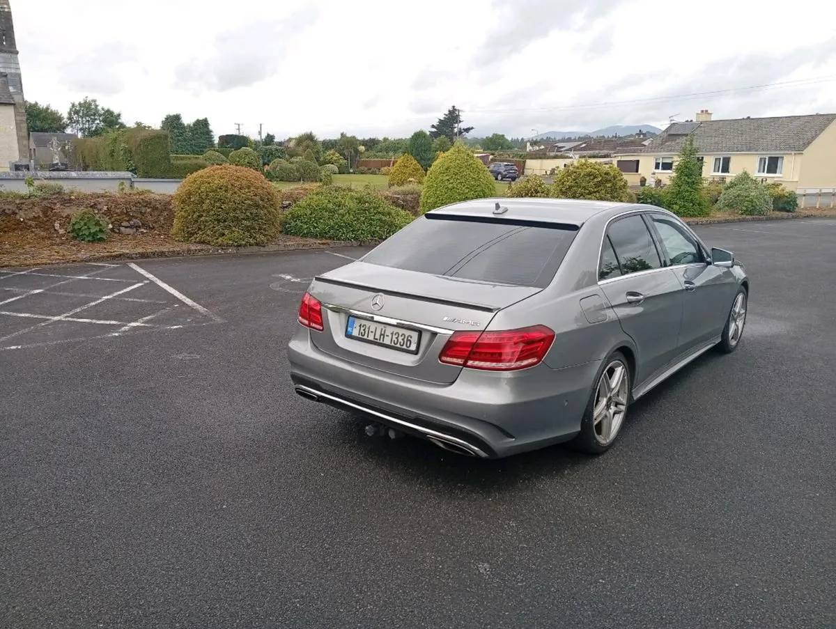 Mercedes w212 Amg- read Ad - Image 3
