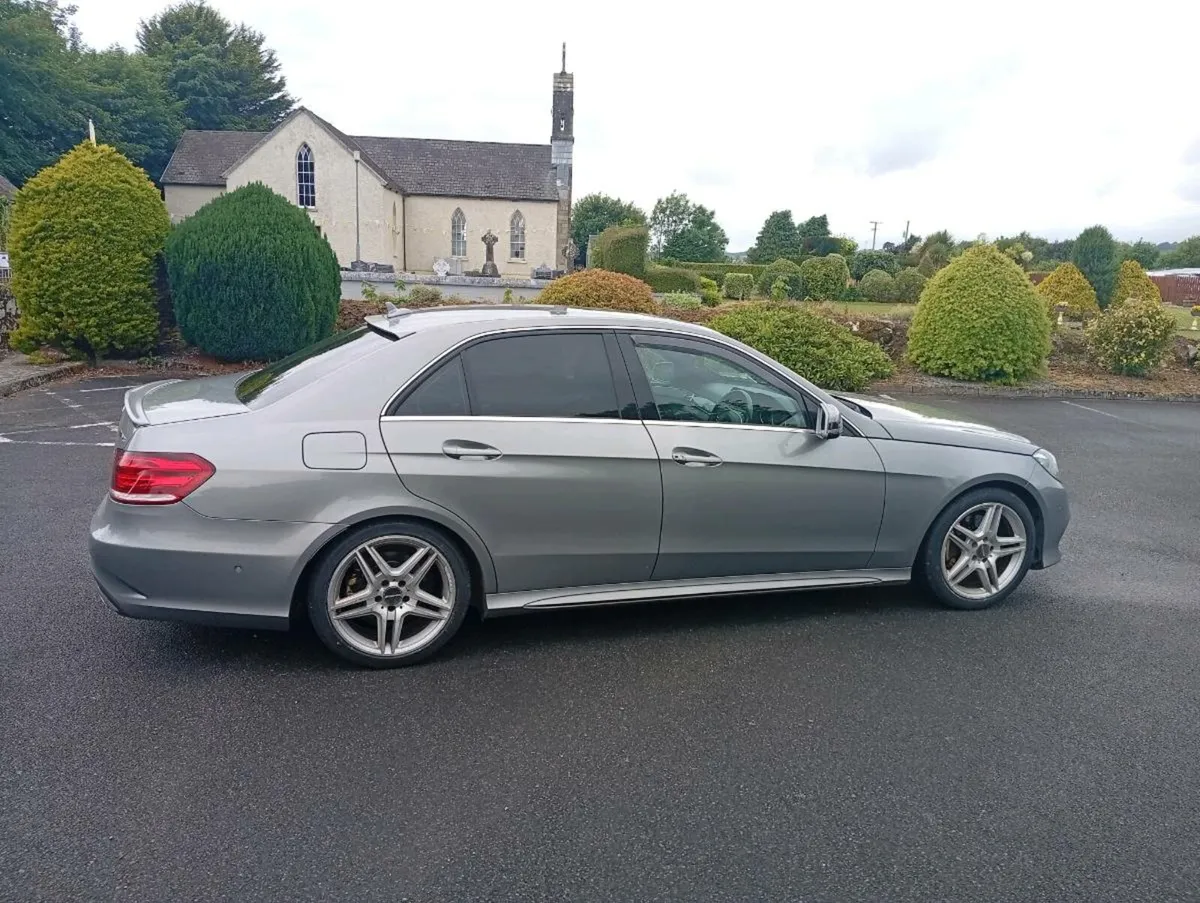 Mercedes w212 Amg- read Ad - Image 4