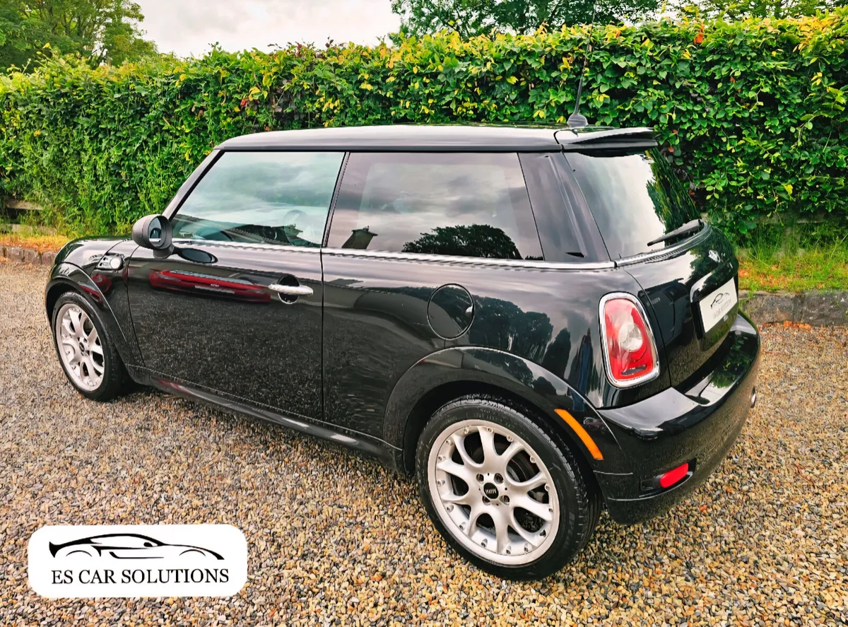 09 Mini One 1.4 Petrol New NCT Tax only €270 - Image 3