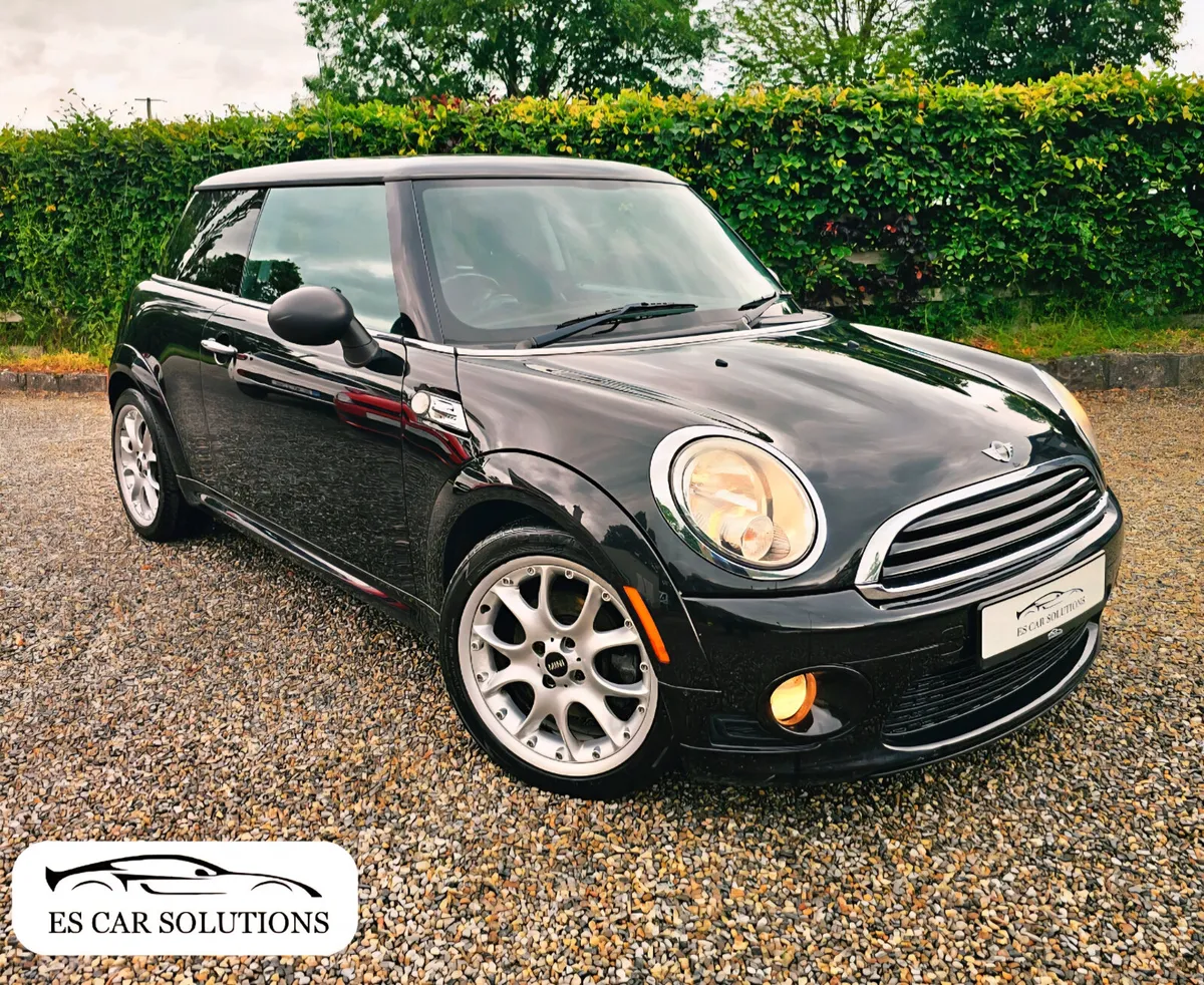 09 Mini One 1.4 Petrol New NCT Tax only €270 - Image 4