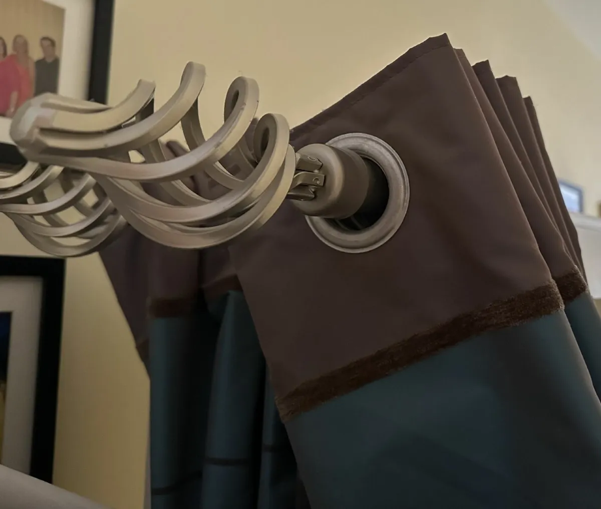 2 Sets of 66 x 90 curtains, poles and tiebacks - Image 3