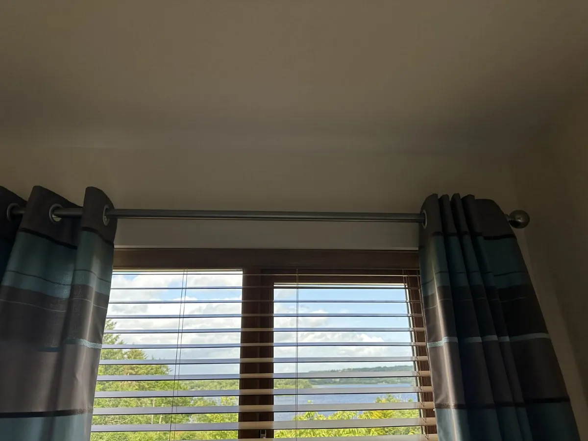 2 Sets of 66 x 90 curtains, poles and tiebacks - Image 4