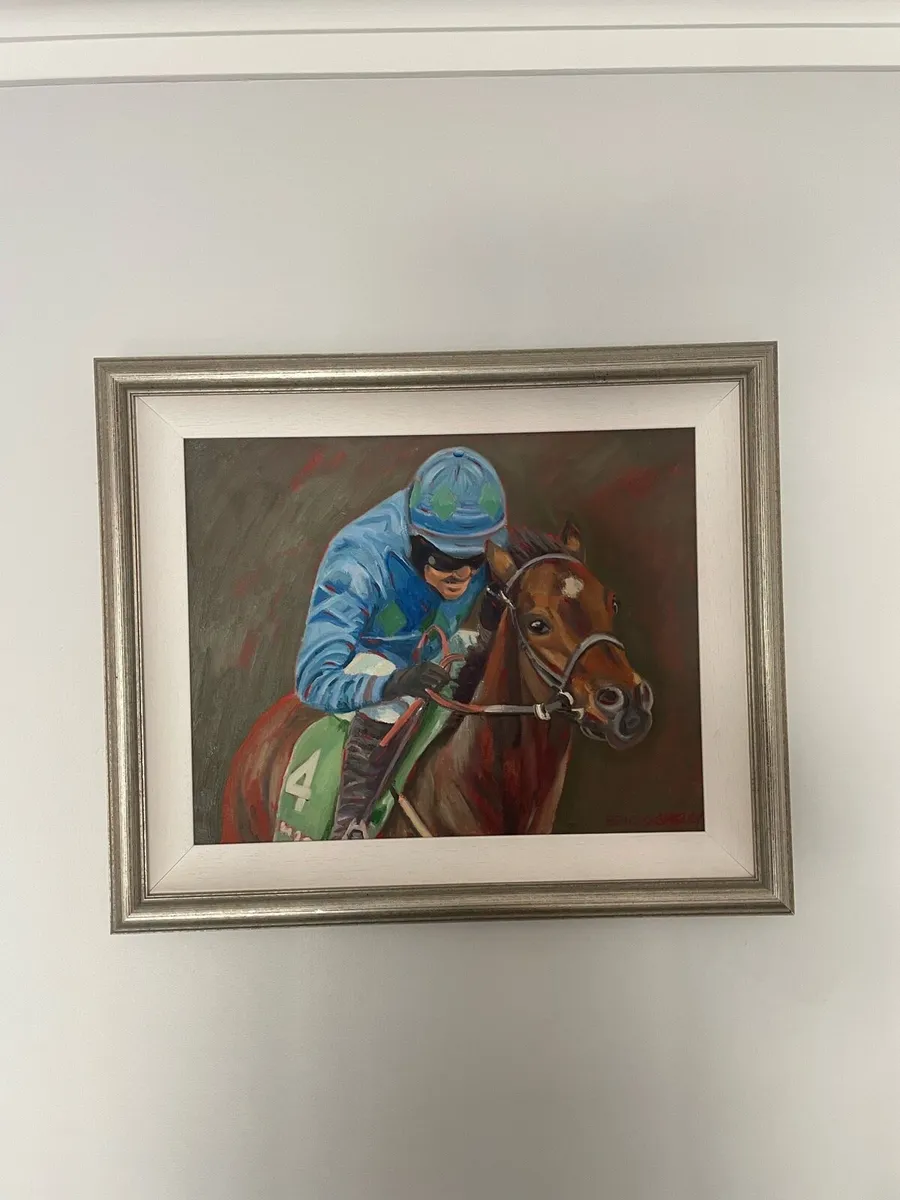 Hurricane Fly Painting - Image 3