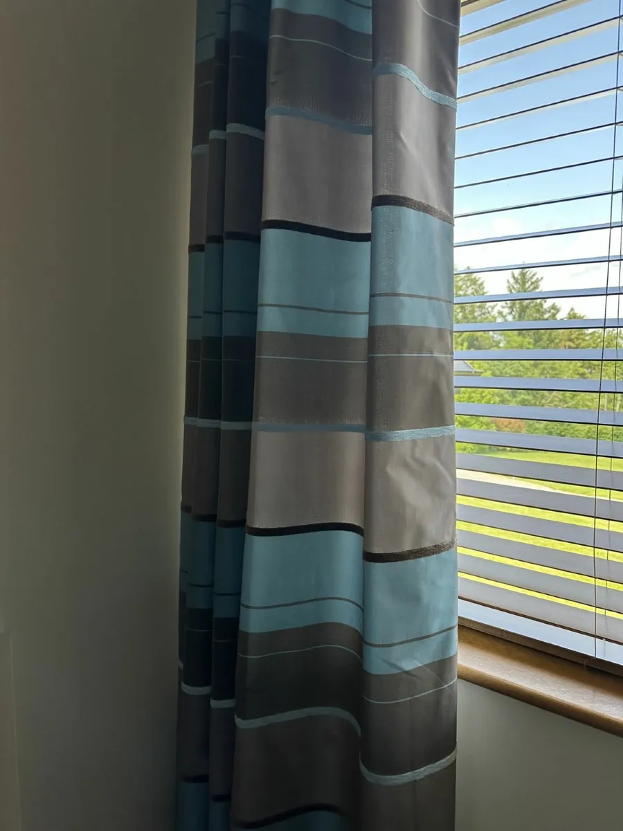 2 Sets of 66 x 90 curtains, poles and tiebacks - Image 2