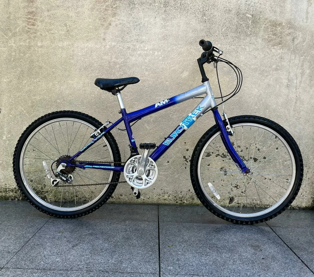 Bicycle 24"wheels - Image 1