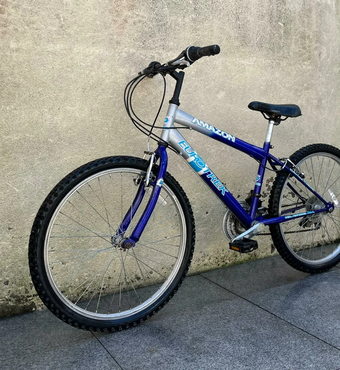 Bicycle 24"wheels - Image 3