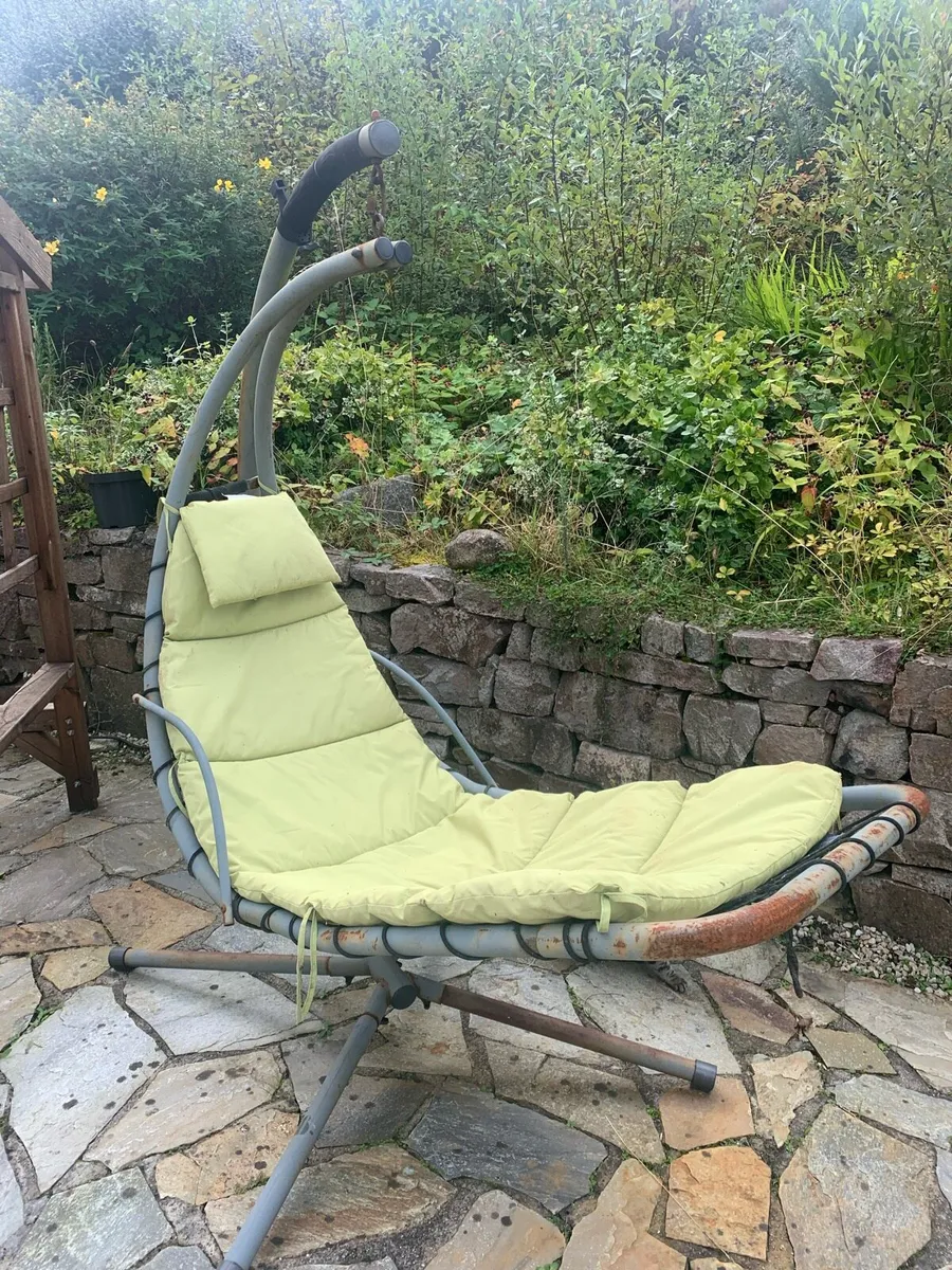 Garden Banana Swing Seat