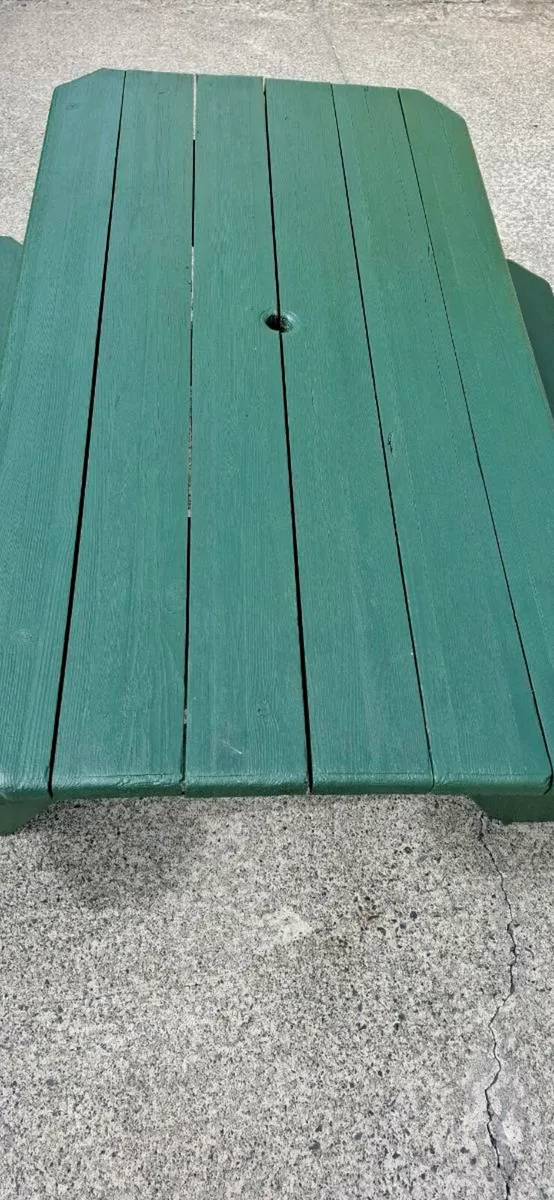 Picnic Table - Image 3