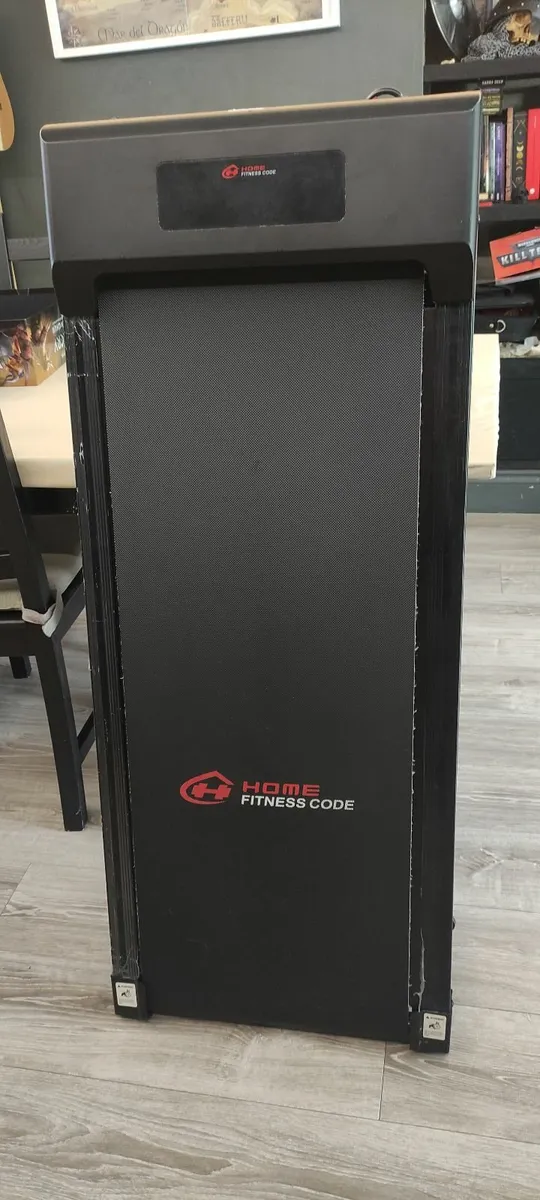 🛠️ Compact Walking Treadmill – Barely Used – €160