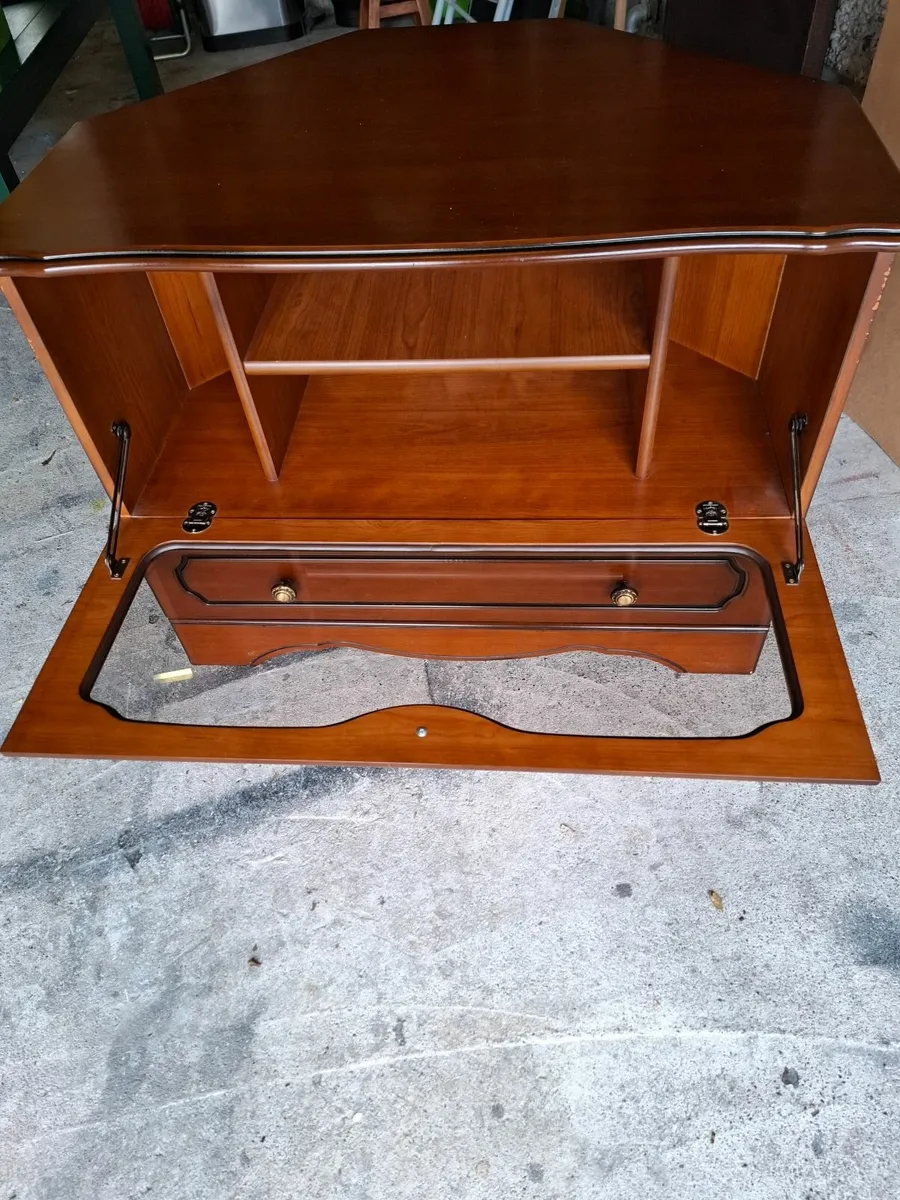 TV Cabinet - Image 3