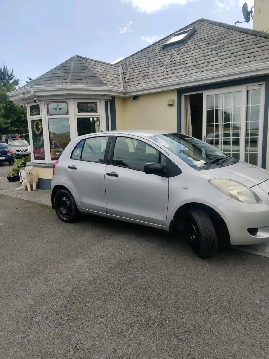 Toyota Yaris 1.0 €1950 - Image 4