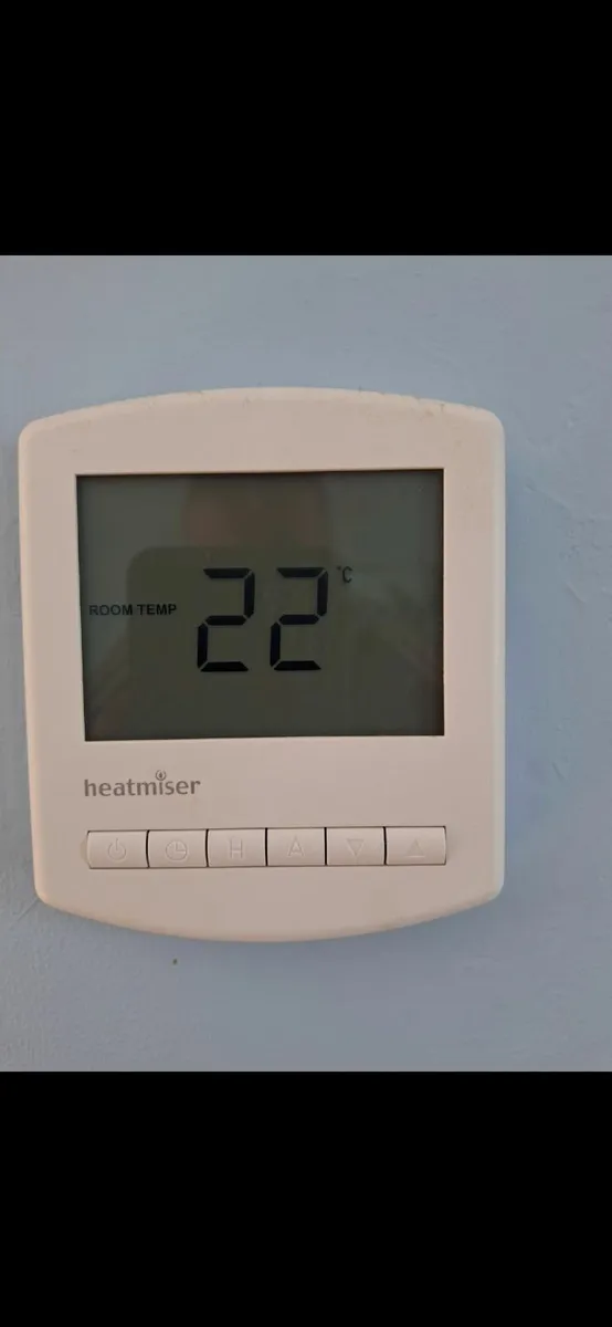 6 Thermostat. Heatmiser V4 - Image 1