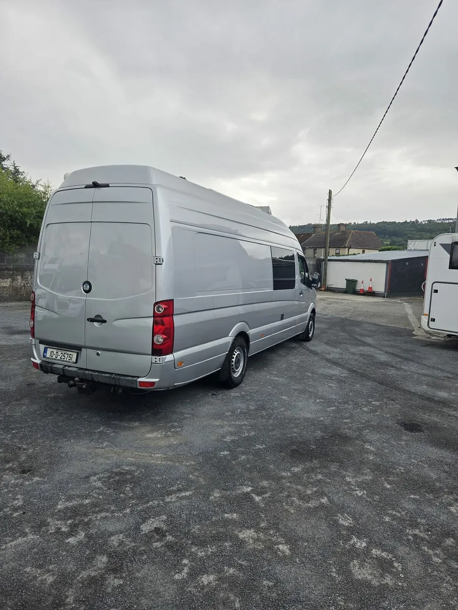 Vw crafter campervan 6berth 2010 - Image 2