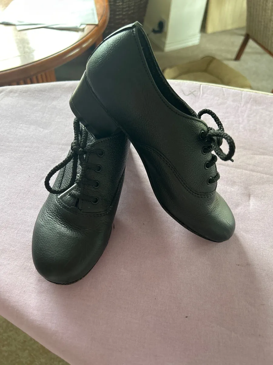 Dancing shoes - Image 2