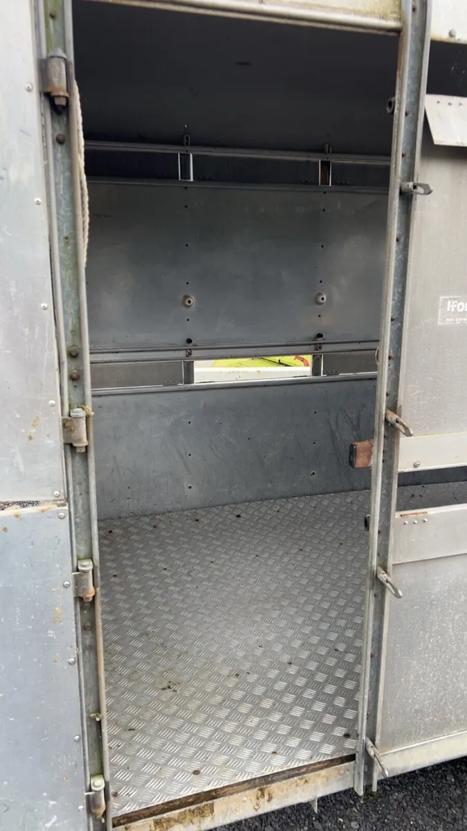 Ifor Williams cattle trailer - Image 2