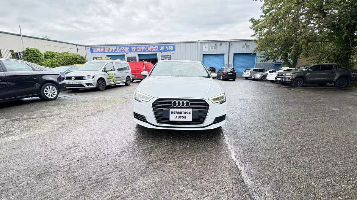 Audi A3 1.4 TFSI Sportsback S-Tronic 2019 - Image 2