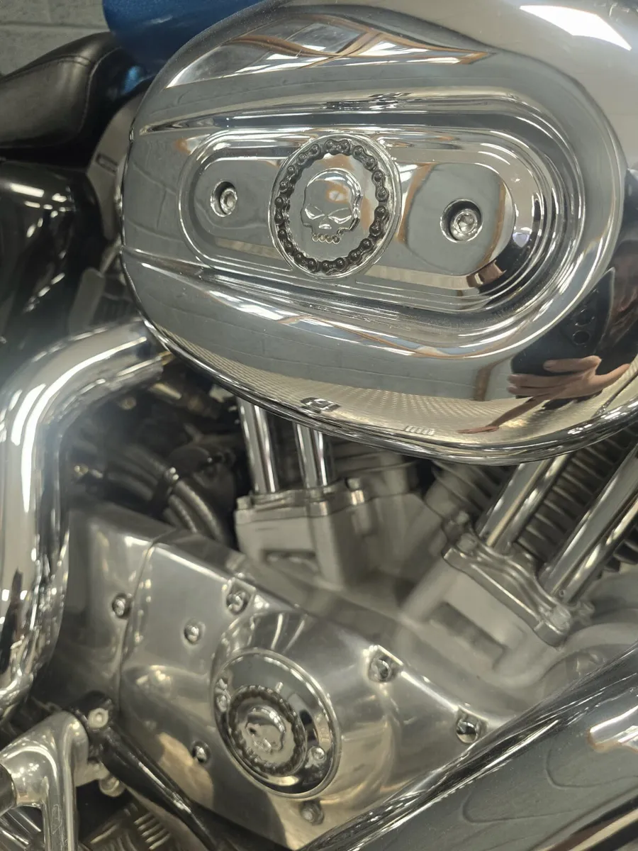 2010 HARLEY DAVIDSON 883 SPORTSTER - Image 3