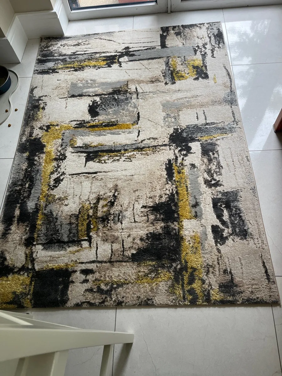 Rug