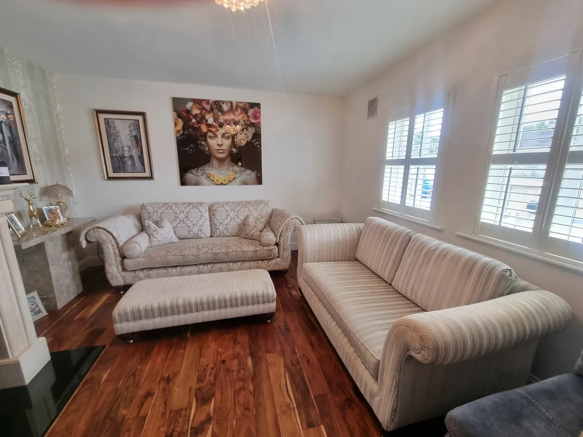 Couch - Image 1