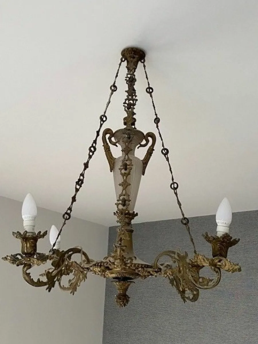 Chandalier - Image 1