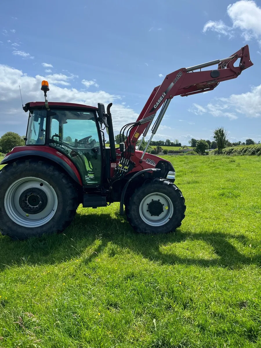 2020 case farmall 105 C with loader - Image 2
