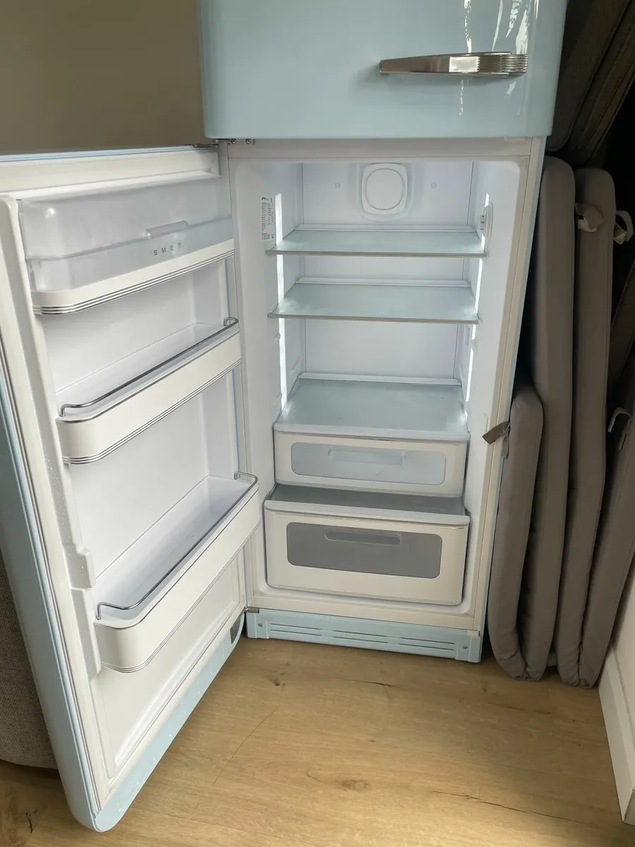 SMEG Fridge/ Freezer - Image 3