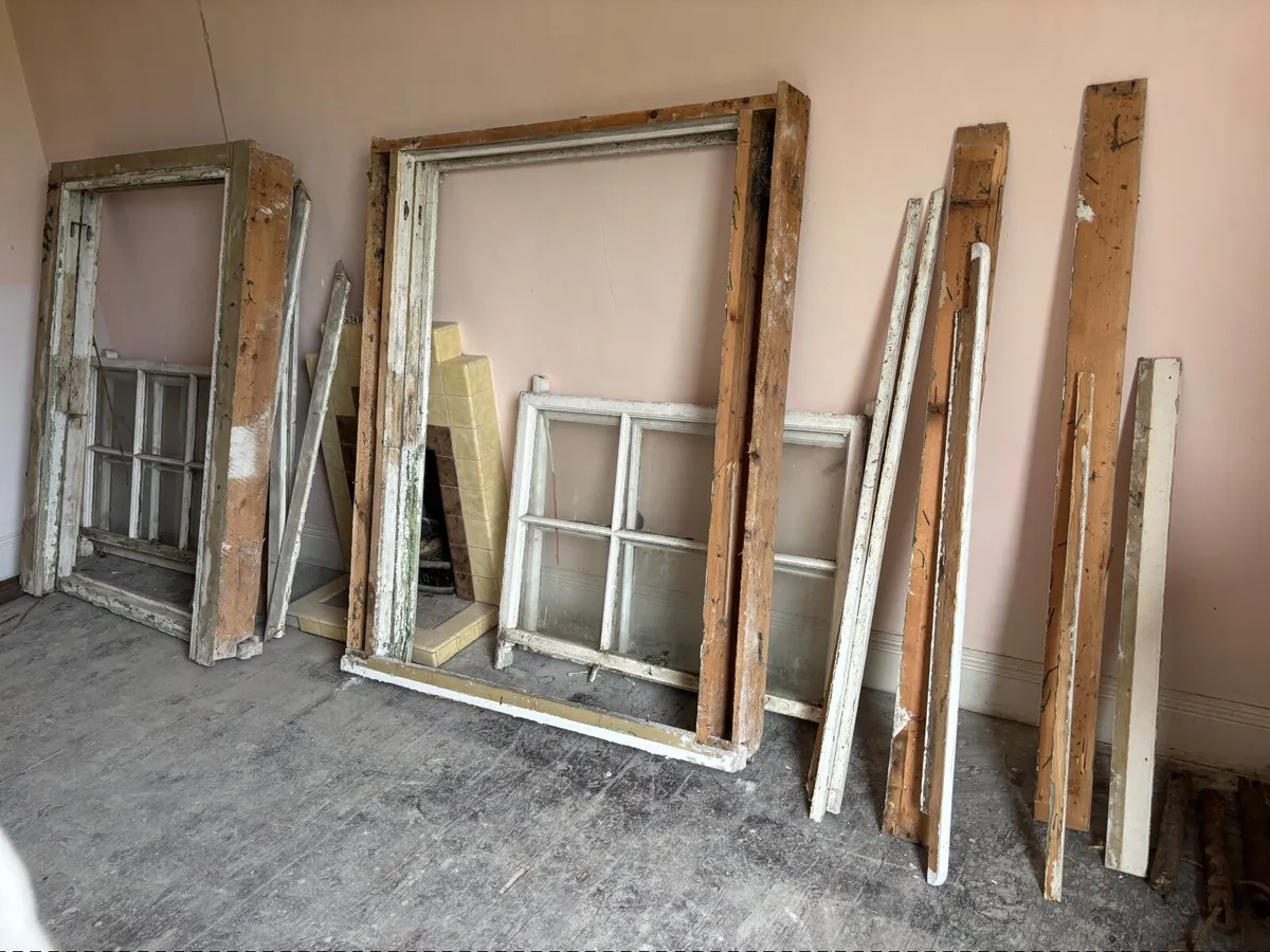 Antique Windows - Image 4