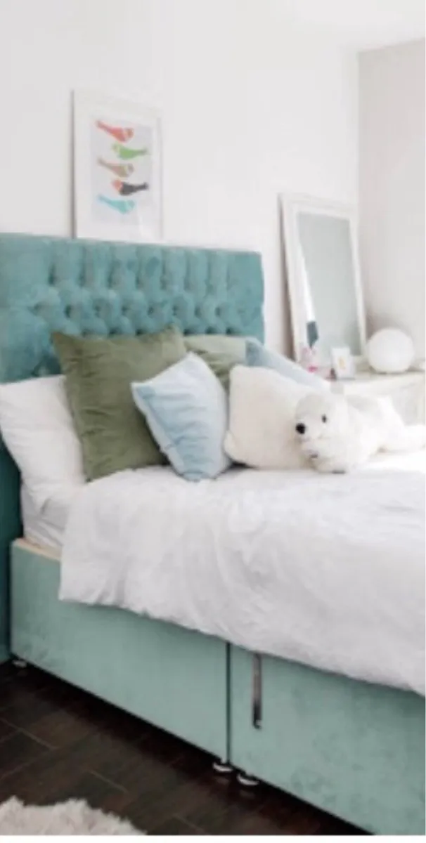 Double bed and headboard - Image 1
