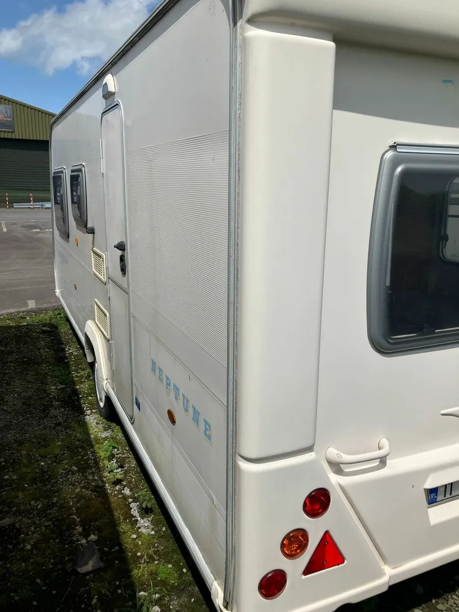 Baileys Discovery caravan for sale - Image 4