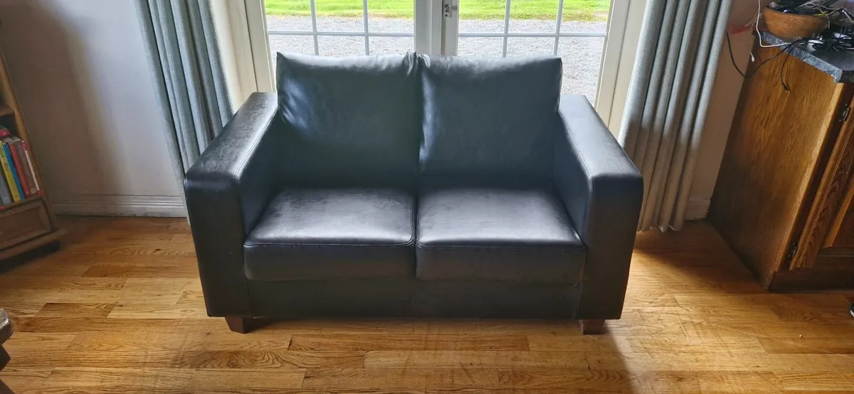 2 seater couch - Image 2