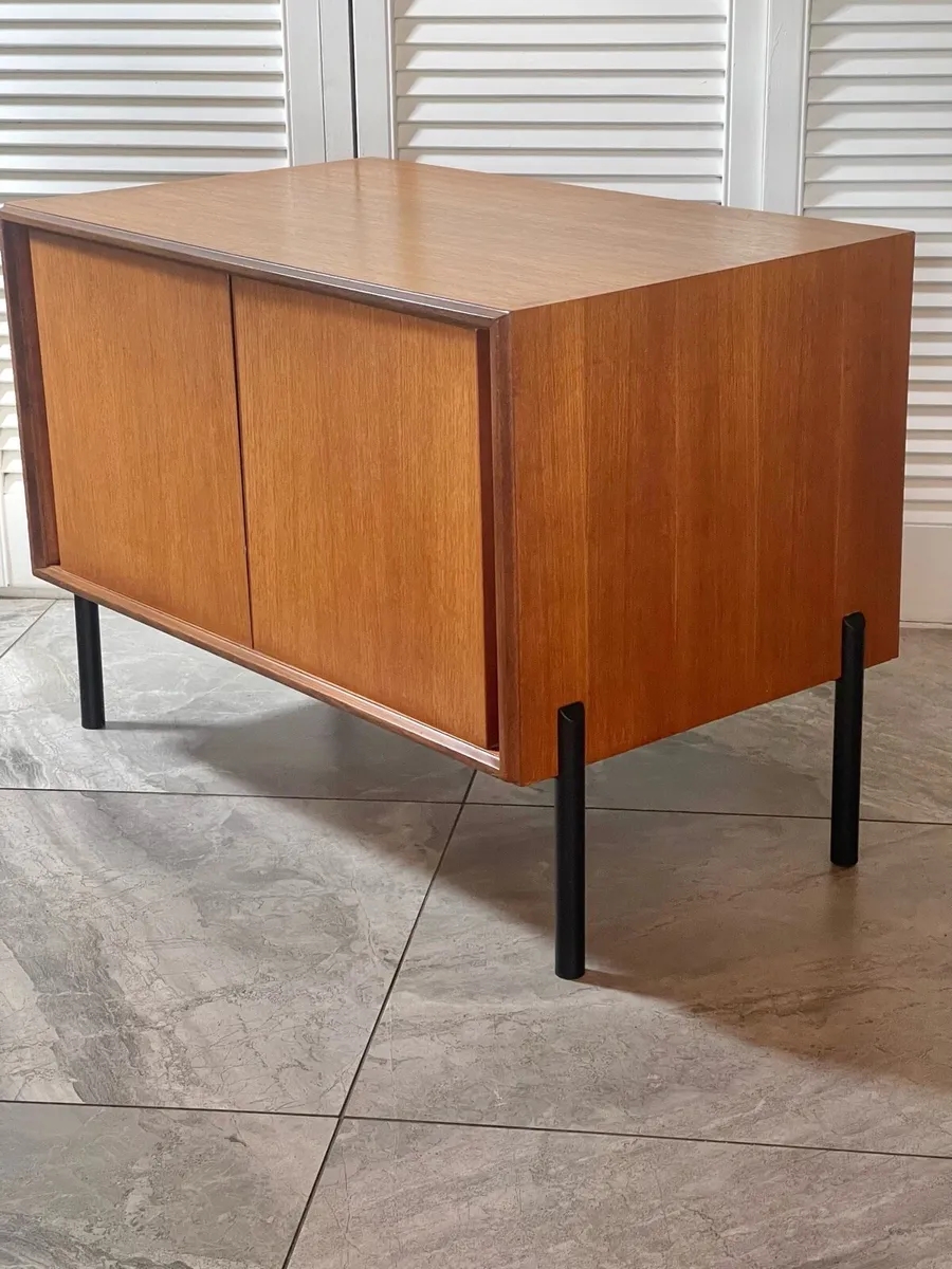 Mid century G Plan media chest - Image 1