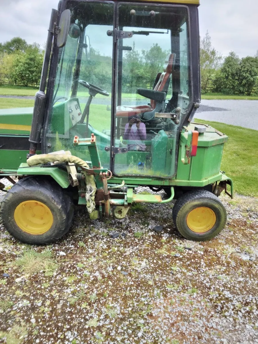 Ransomes mower (12 ft) with 5 cutting rollers - Image 1