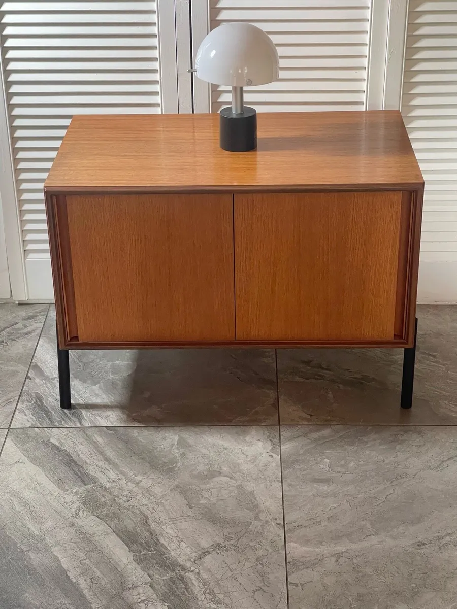 Mid century G Plan media chest - Image 3
