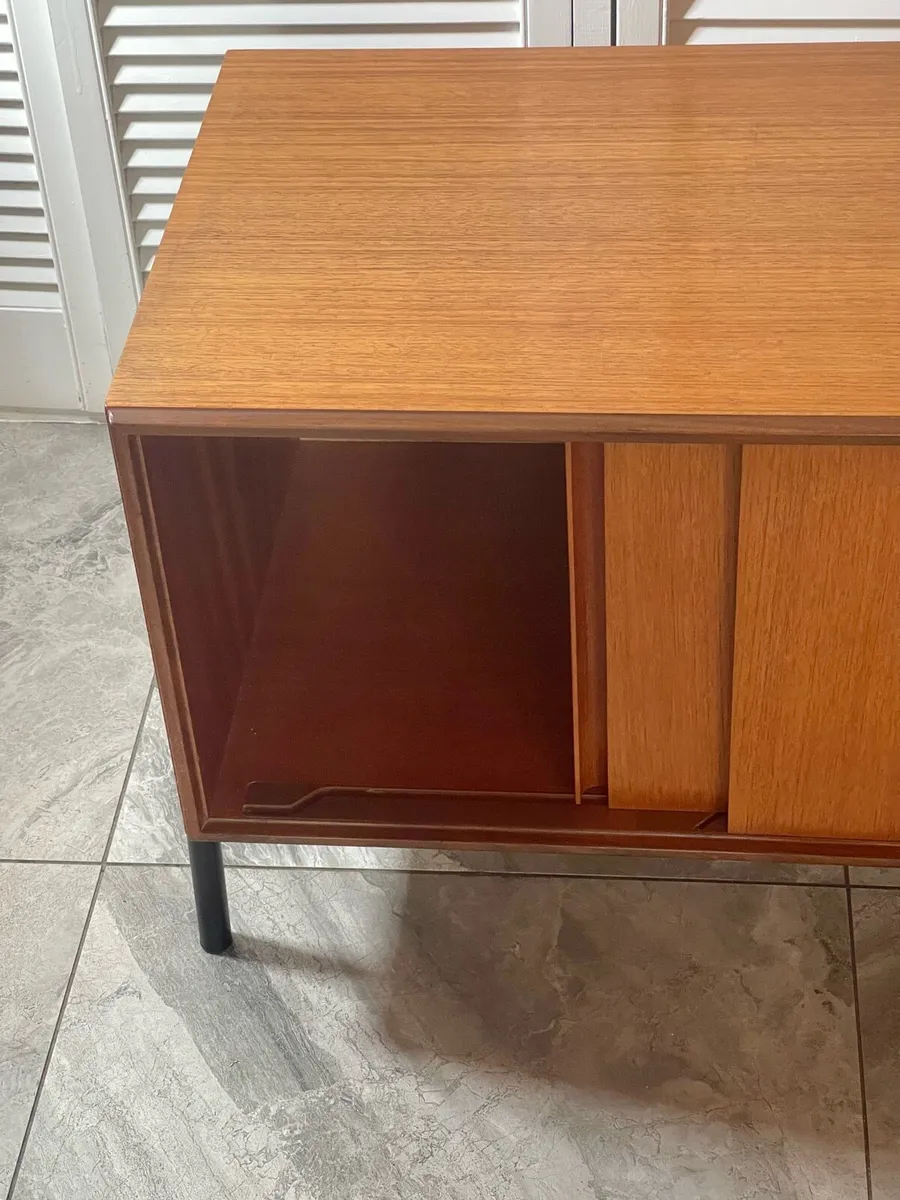 Mid century G Plan media chest - Image 4