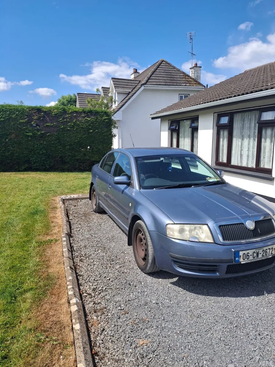 Skoda Superb 2006 - Image 2