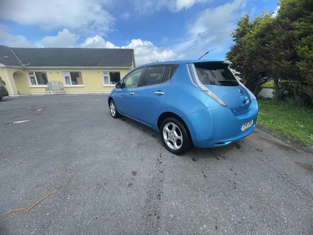 2012 Nissan leaf - Image 4