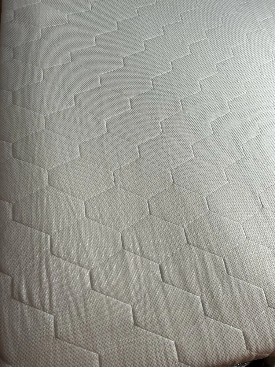 Super King Size Mattress New - Image 3
