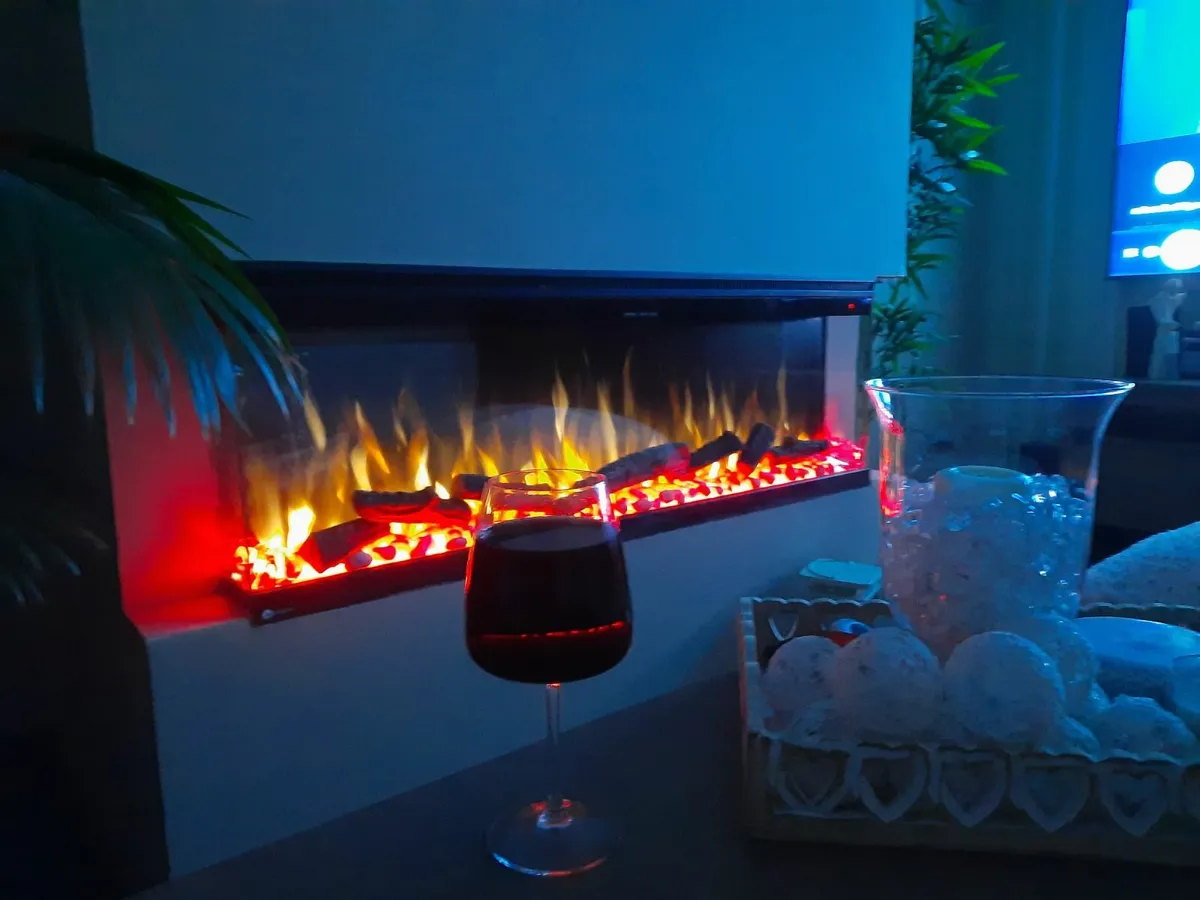 3 sides Electric fireplace. FREE delivery - Image 1