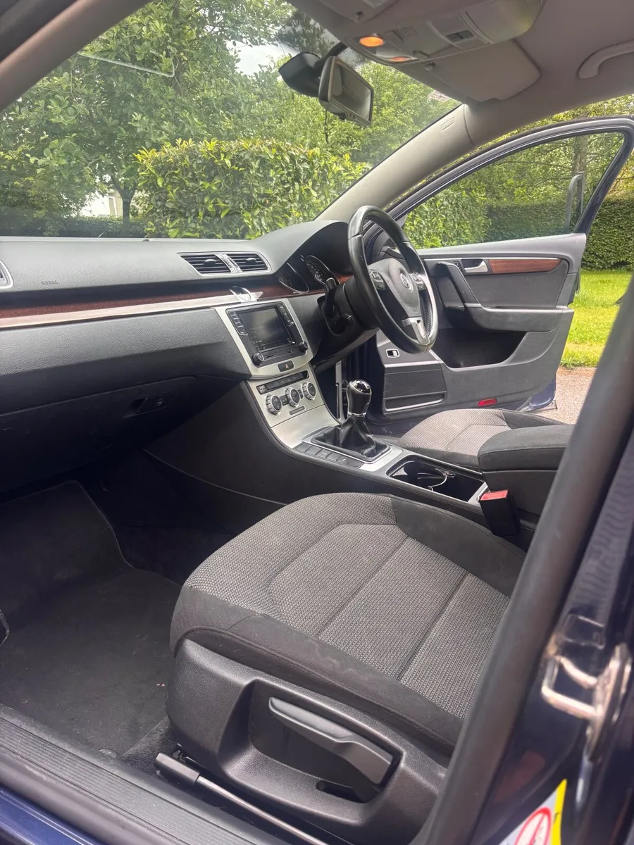 Volkswagen Passat 2014 - Image 4