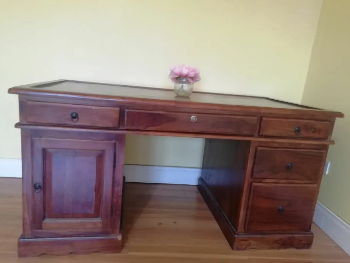Presidents desk - Image 3