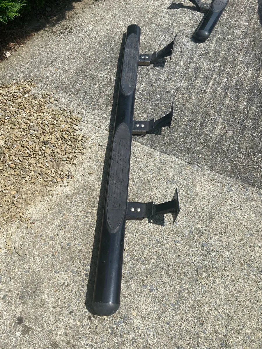 Pair VW Amarok Side Steps - Image 1