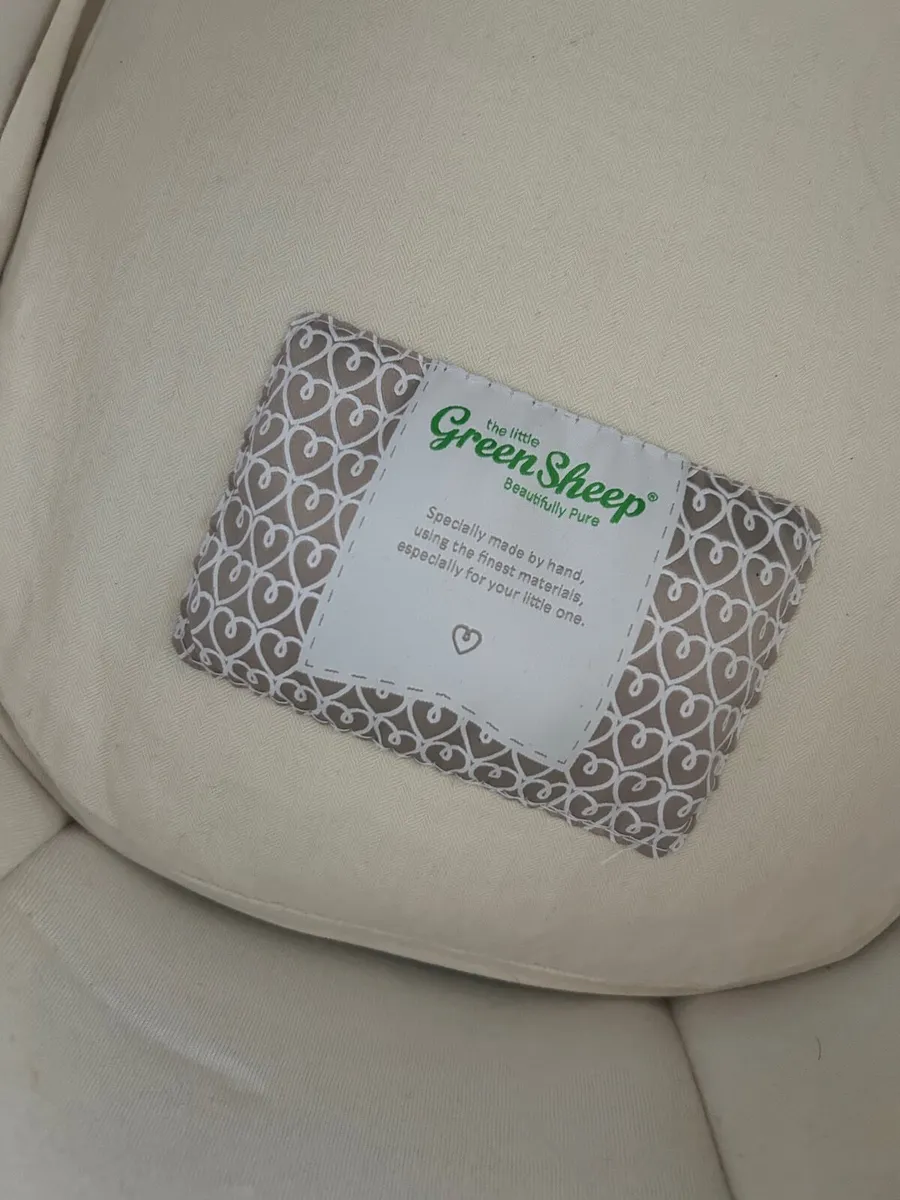 Special Edition Silver Cross Bassinet and Pram - Image 2