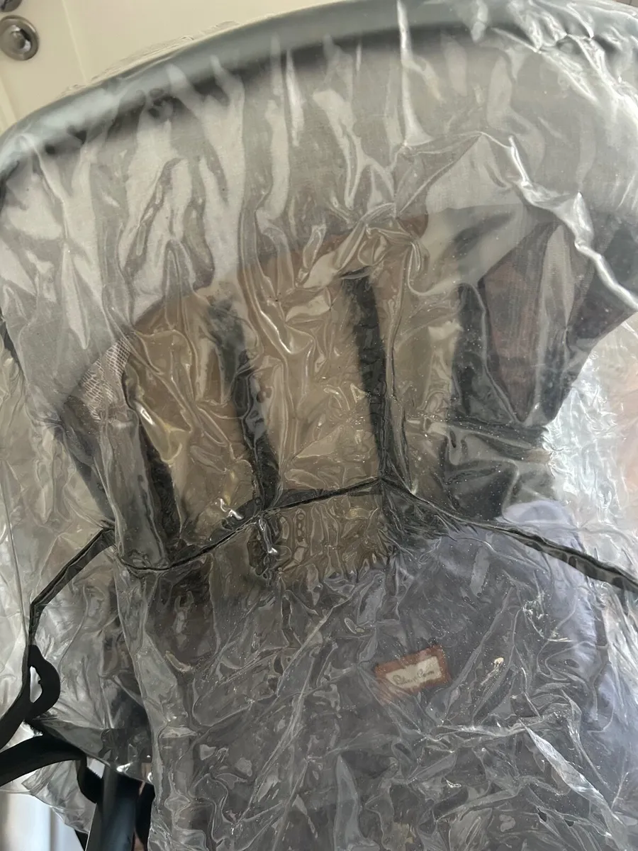 Special Edition Silver Cross Bassinet and Pram - Image 3