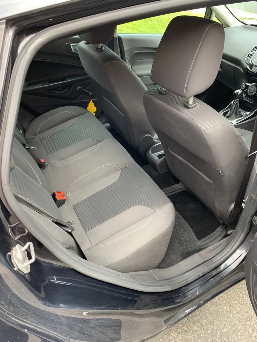 Ford Fiesta 2013 - Image 1