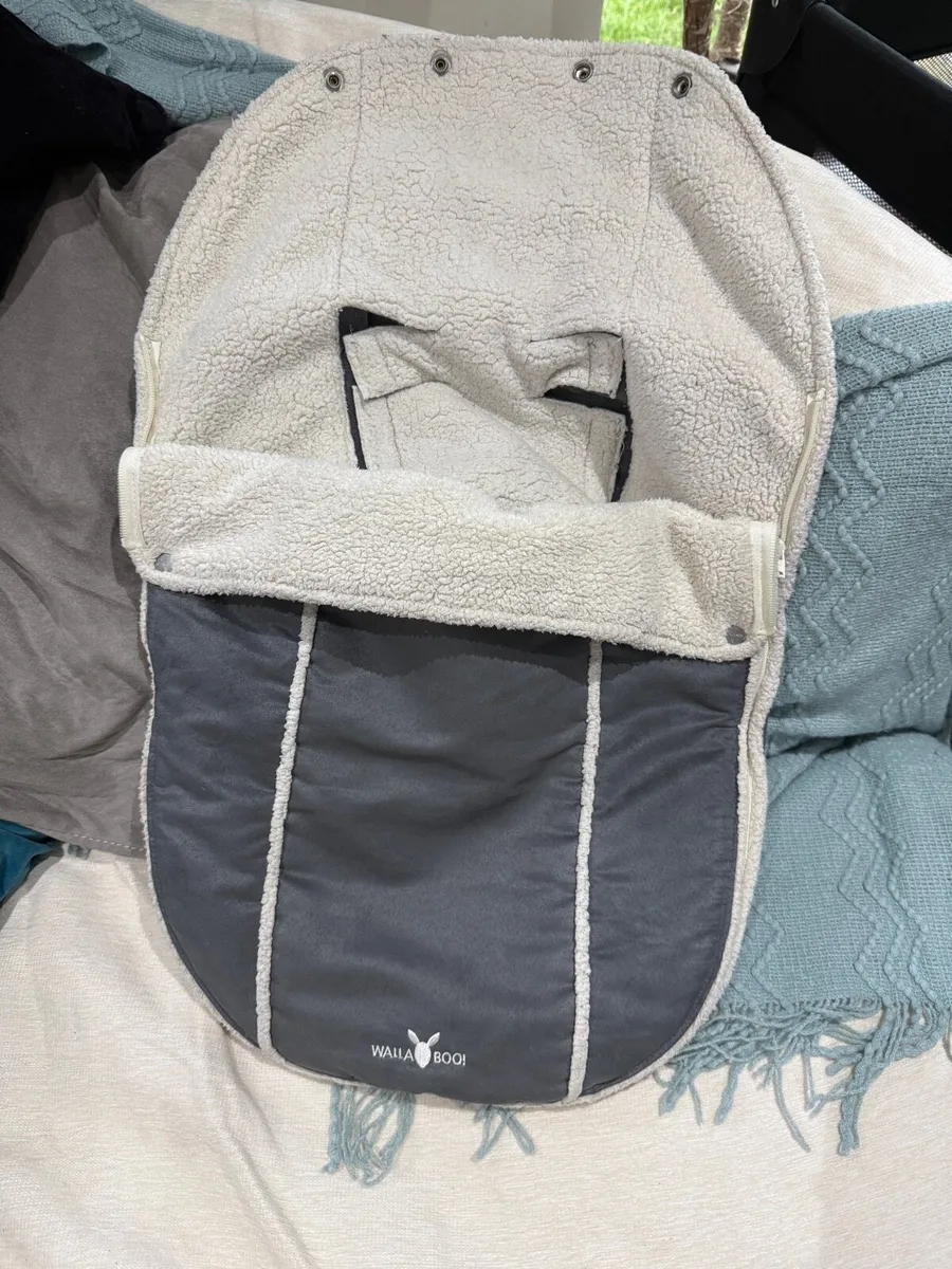 Walaboo universal car seat foot muff in swords - Image 1