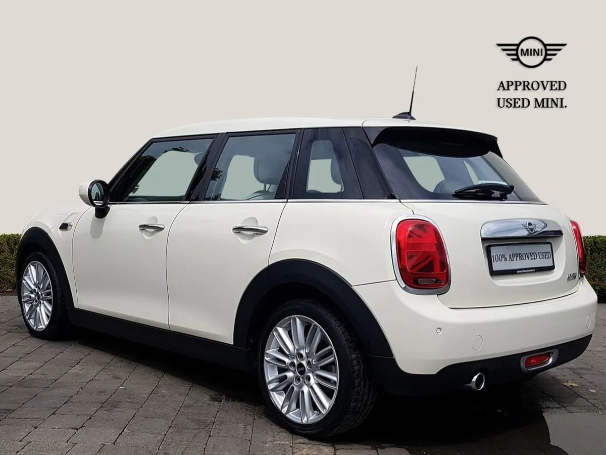 MINI Cooper Cooper Exclusive - Image 2